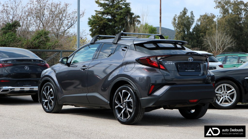 Toyota C-HR Hybrid | C-lub