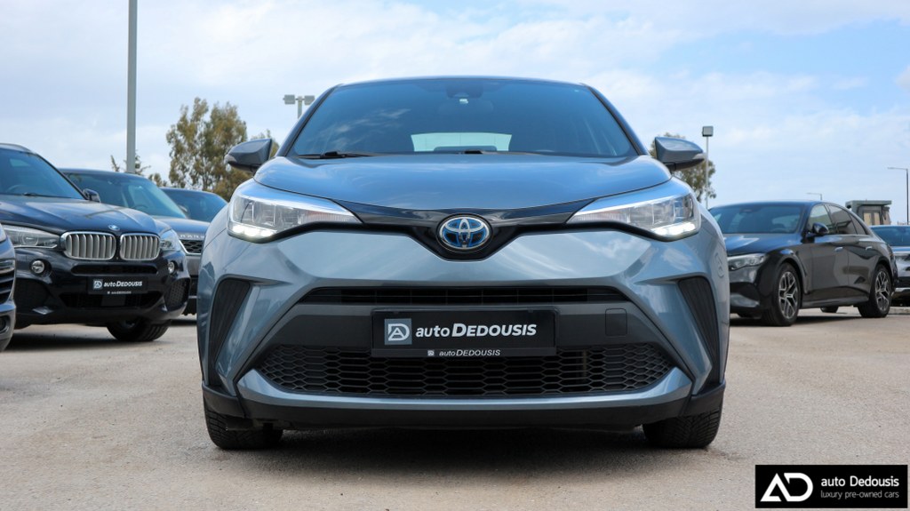 Toyota C-HR Hybrid | Business