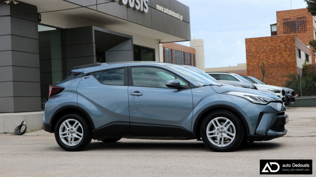 Toyota C-HR Hybrid | Business