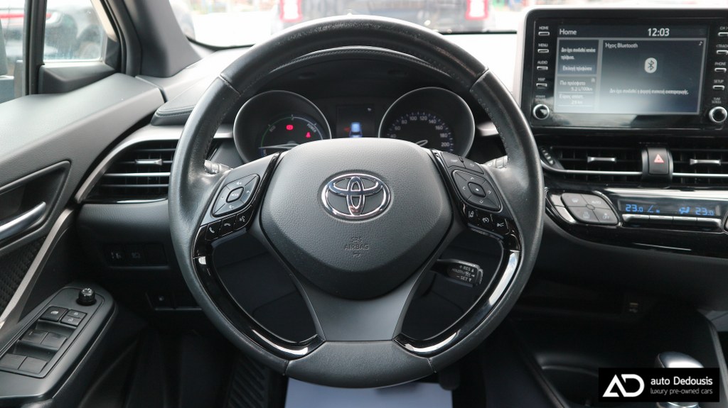Toyota C-HR Hybrid | Business