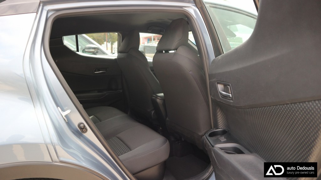 Toyota C-HR Hybrid | Business