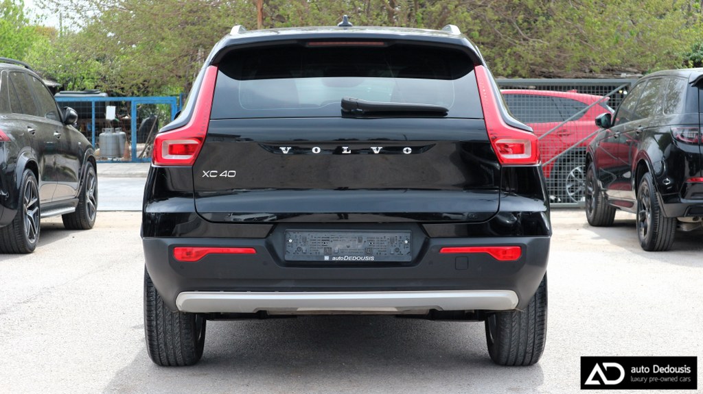 Volvo XC40 T3 | Momentum | Geartronic | Navi | Led