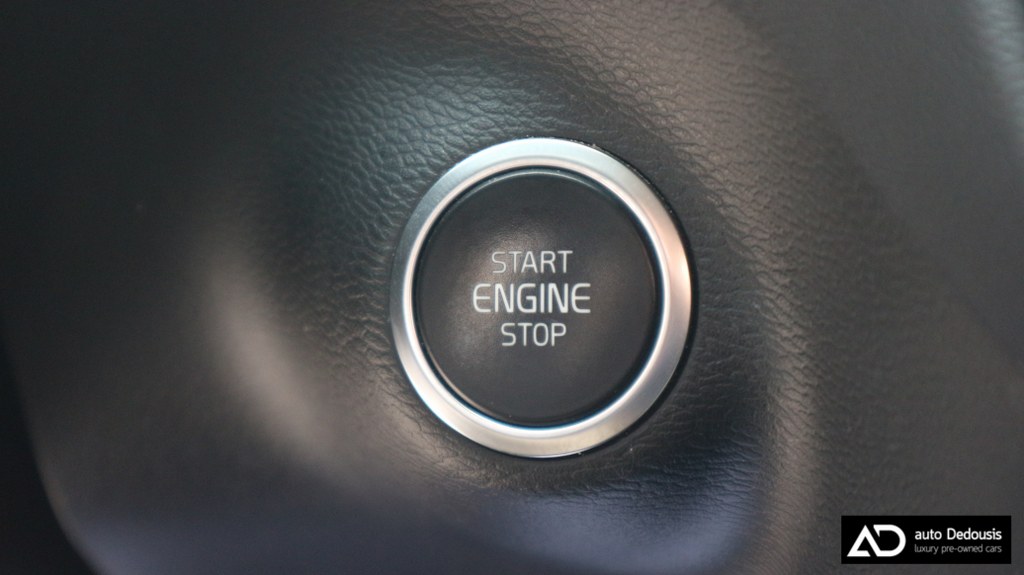 Volvo XC40 T3 | Momentum | Geartronic | Navi | Led