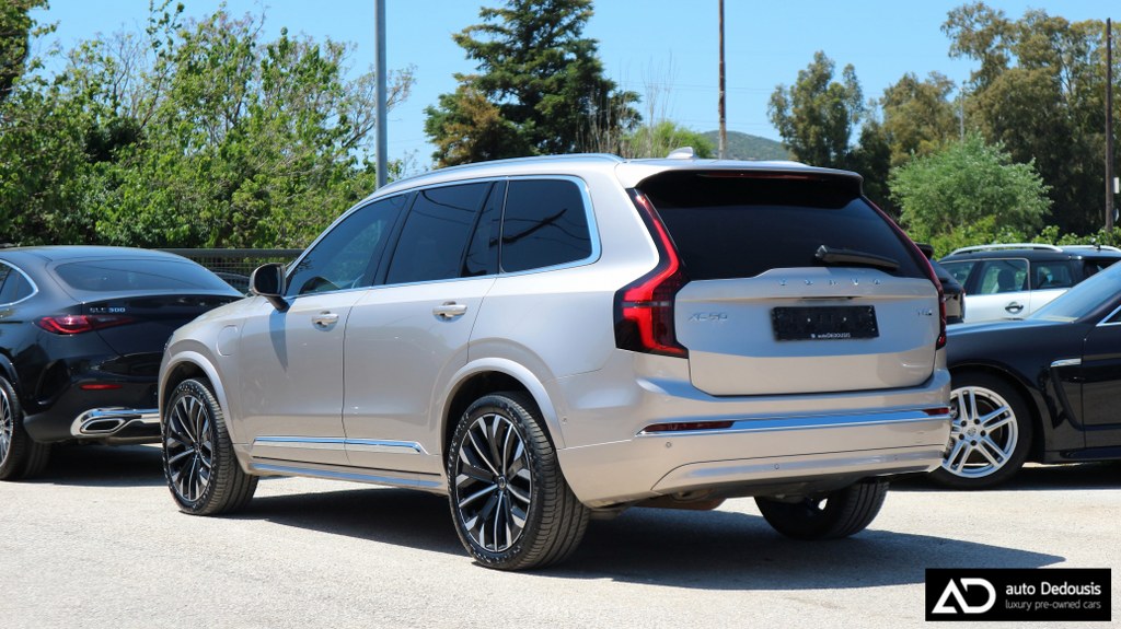 Volvo XC90 T8 | Panorama | Head Up | Harman Kardon