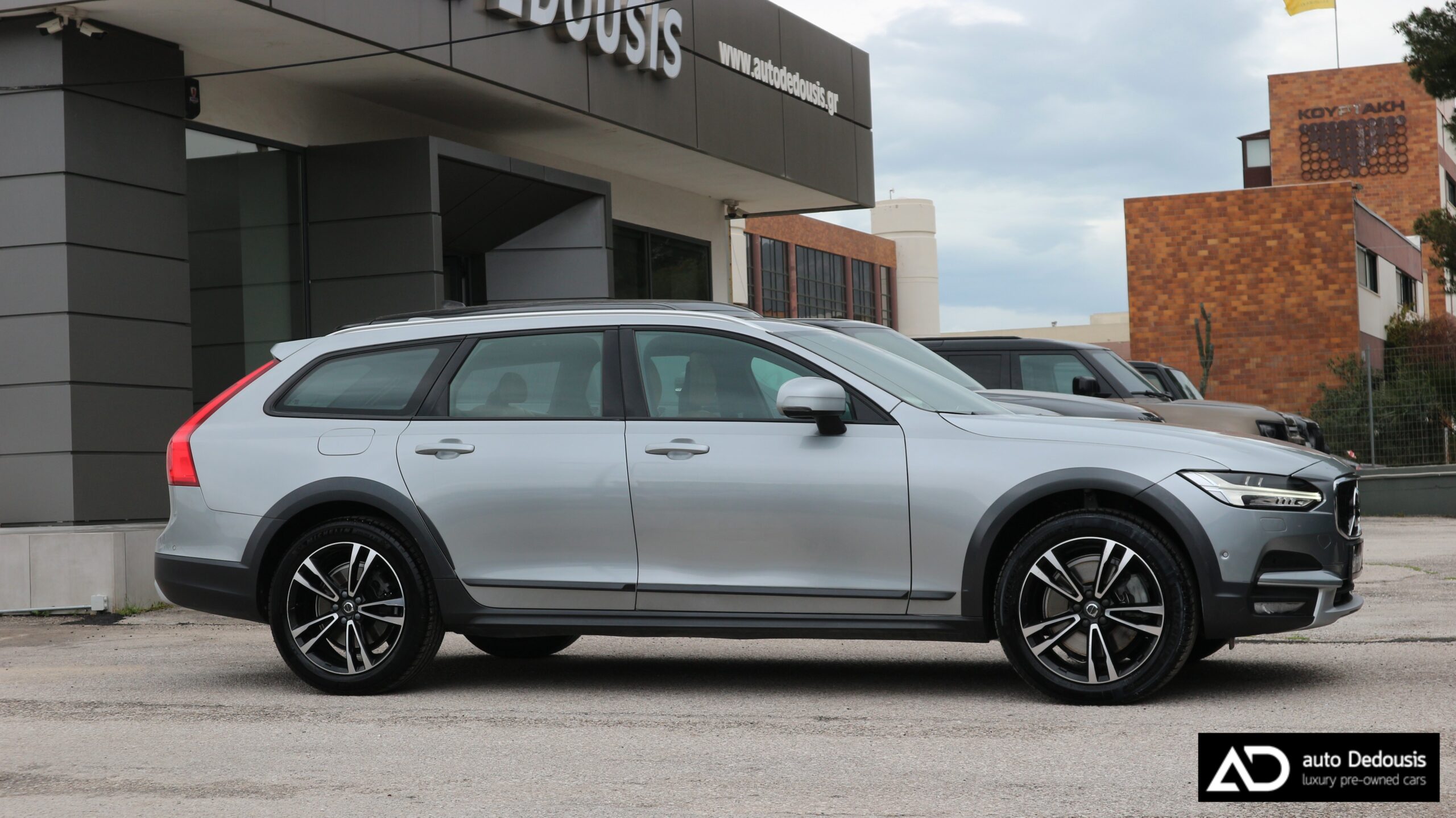 Volvo V90 Cross Country D5 | AWD | Panorama | Bowers & Wilkins