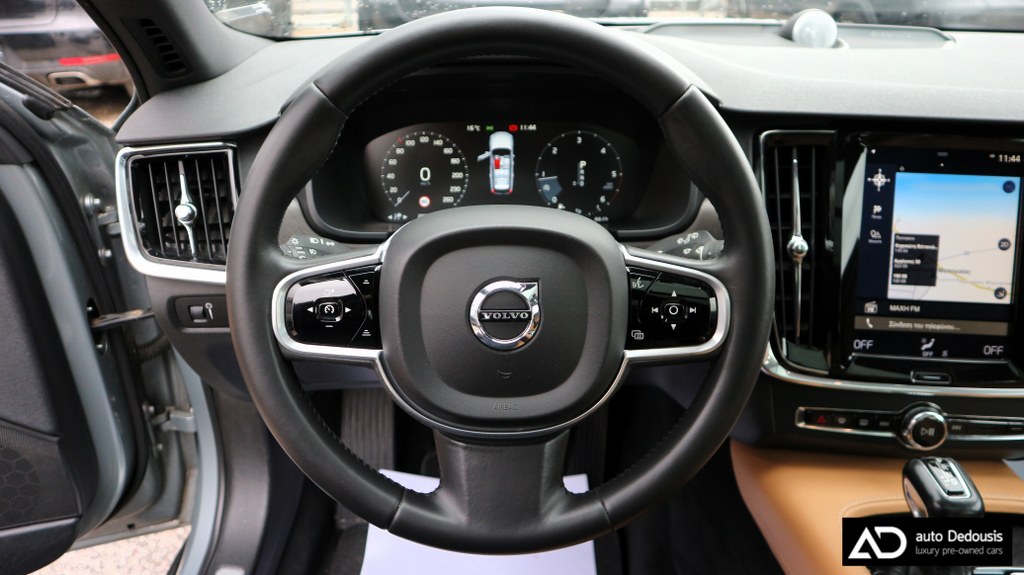 Volvo V90 Cross Country D5 | AWD | Panorama | Bowers & Wilkins