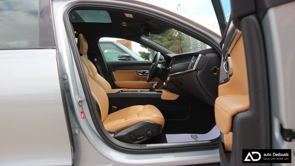 Volvo V90 Cross Country D5 | AWD | Panorama | Bowers & Wilkins