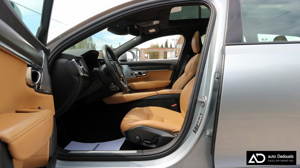 Volvo V90 Cross Country D5 | AWD | Panorama | Bowers & Wilkins