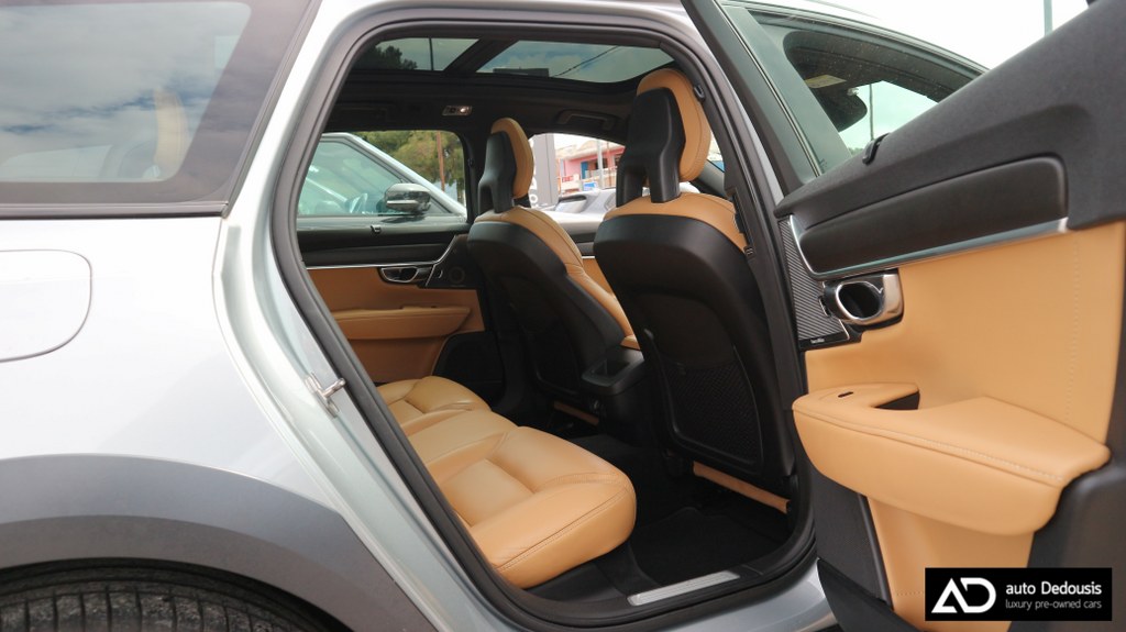 Volvo V90 Cross Country D5 | AWD | Panorama | Bowers & Wilkins