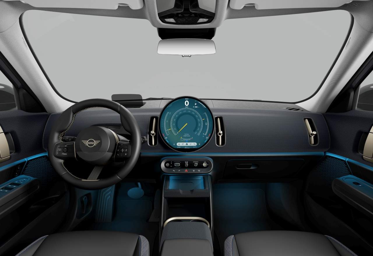 Mini Countryman Head Up Display | Smokey Green | Steptronic