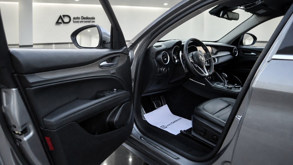 Alfa Romeo Stelvio Q4