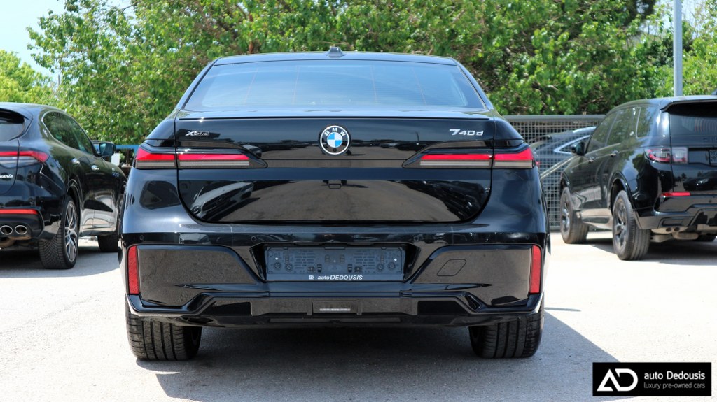 Bmw 740d xDRIVE | Panorama | Head Up | Sky Lounge