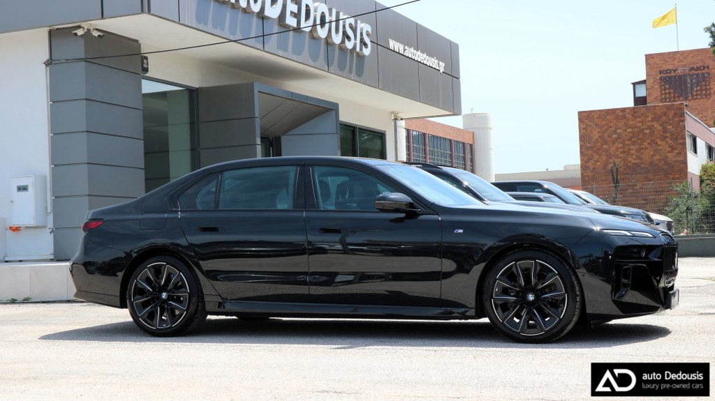 Bmw 740d xDRIVE | Panorama | Head Up | Sky Lounge