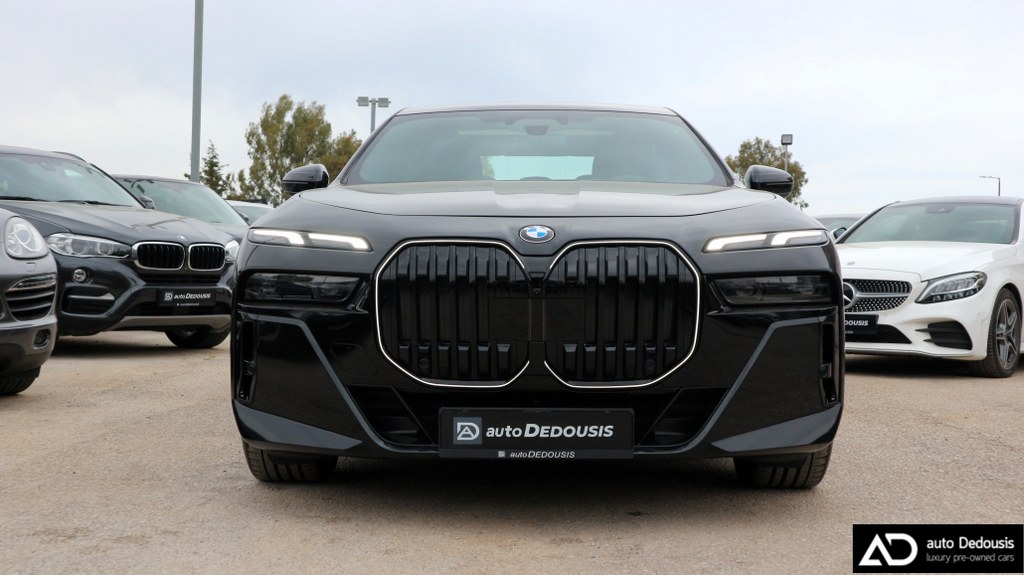 Bmw 740d xDRIVE | Panorama | Head Up | Sky Lounge