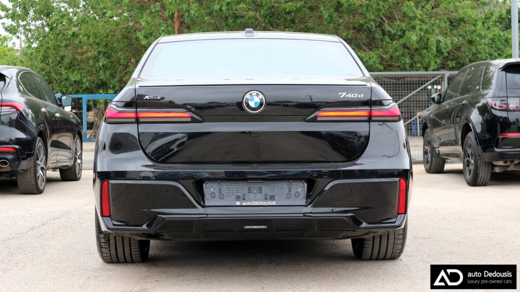 Bmw 740d xDRIVE | Panorama | Head Up | Sky Lounge