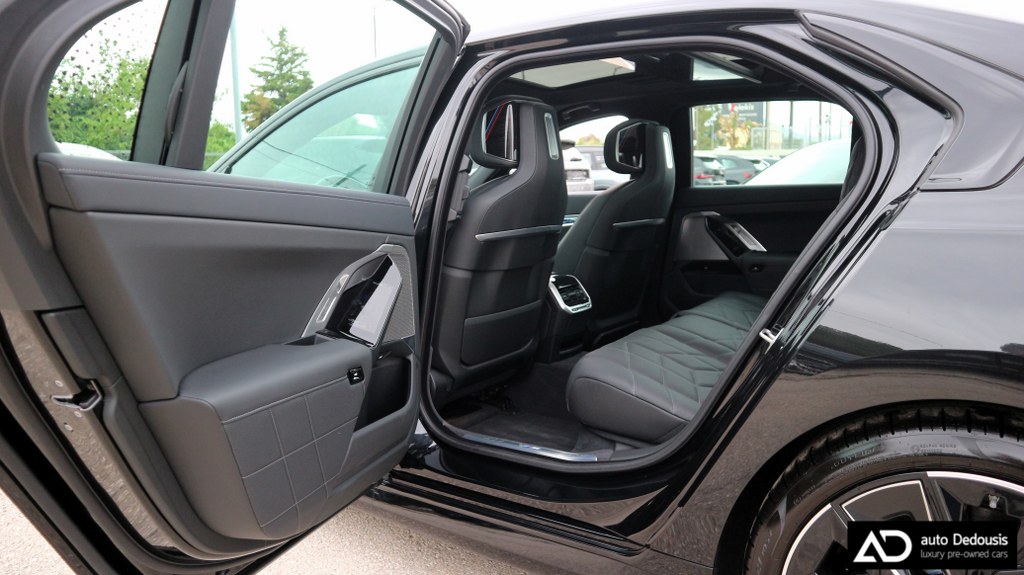 Bmw 740d xDRIVE | Panorama | Head Up | Sky Lounge