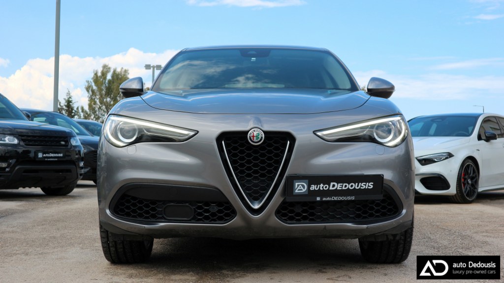 Alfa Romeo Stelvio Q4