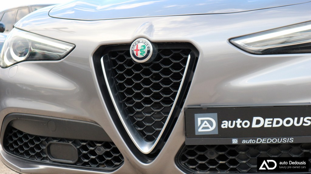 Alfa Romeo Stelvio Q4