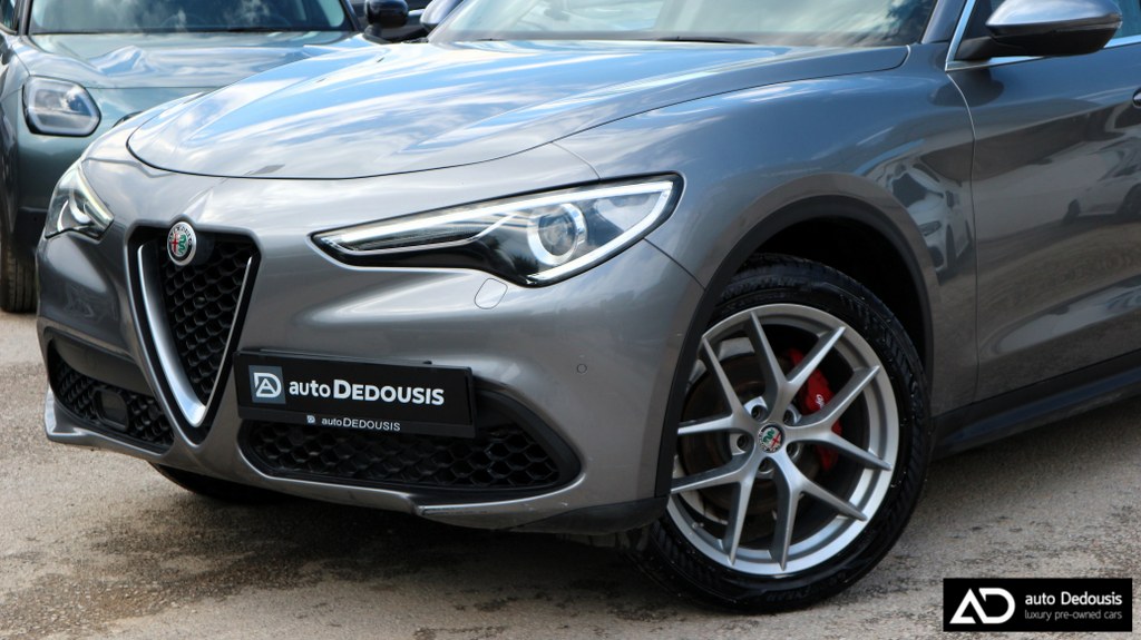 Alfa Romeo Stelvio Q4