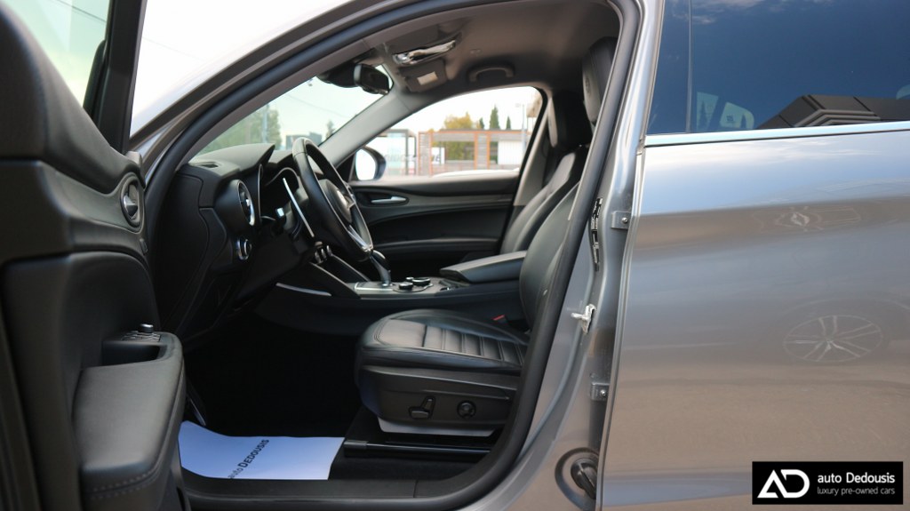 Alfa Romeo Stelvio Q4