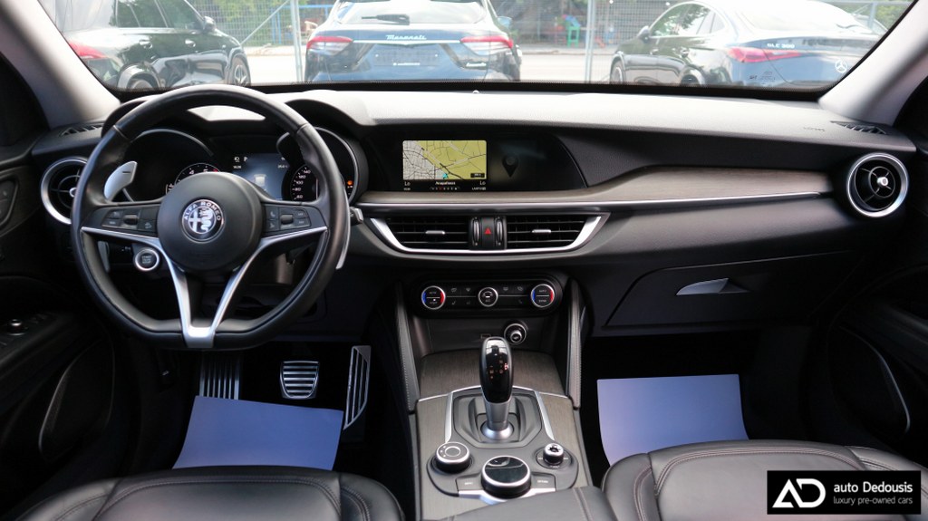Alfa Romeo Stelvio Q4