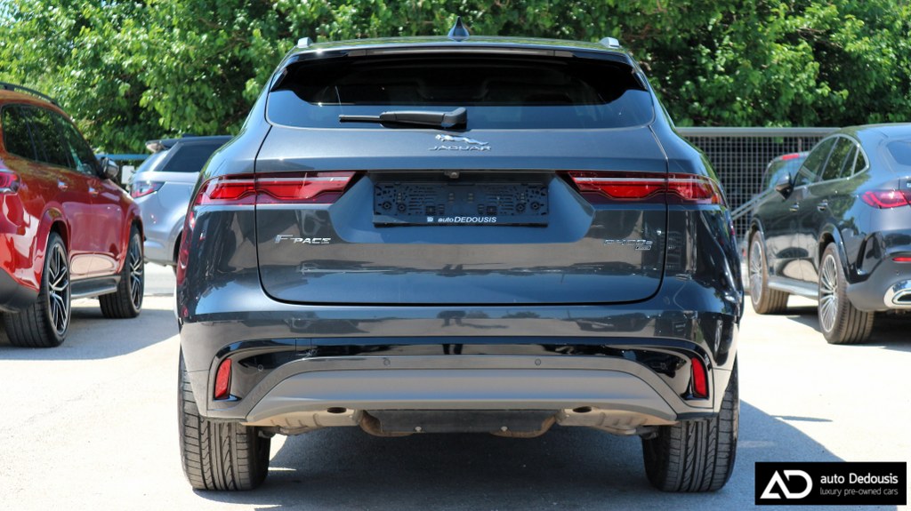Jaguar F-Pace P400e | R-Dynamic S | Panorama
