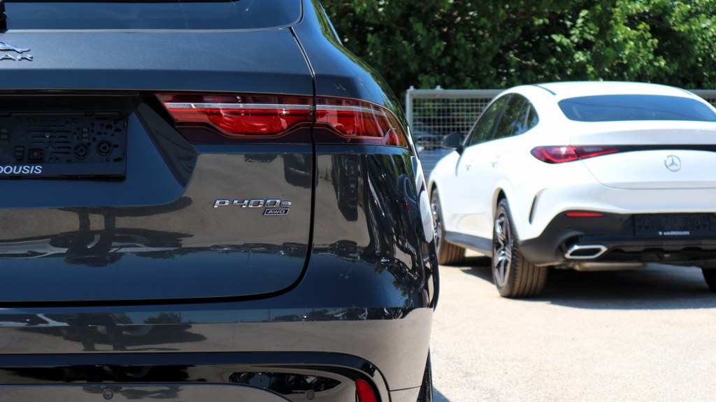 Jaguar F-Pace P400e | R-Dynamic S | Panorama