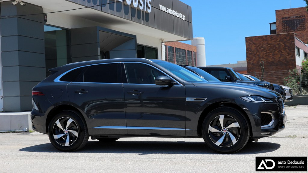 Jaguar F-Pace P400e | R-Dynamic S | Panorama