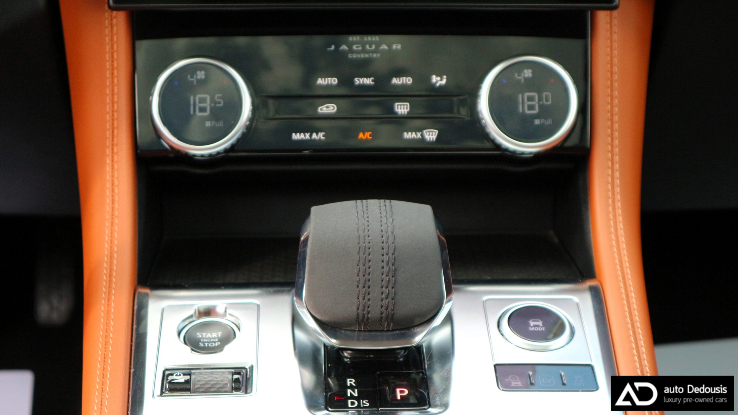 Jaguar F-Pace P400e | R-Dynamic S | Panorama