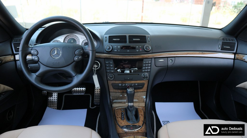 Mercedes E230 V6 | Sport Package | Airmatic
