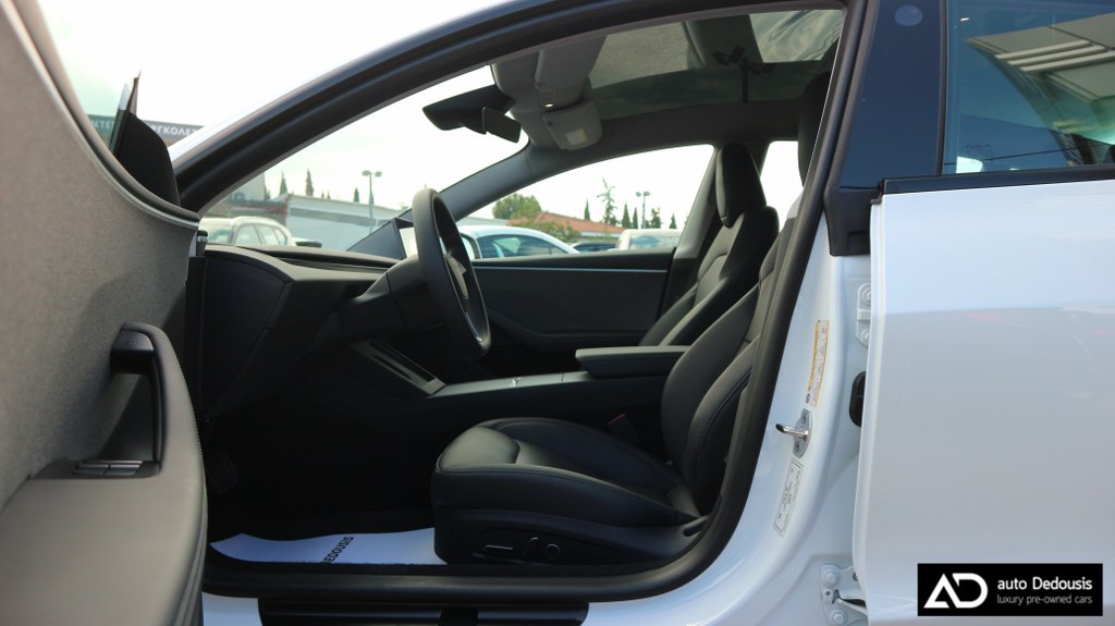 Tesla Model 3 Premium | Highland | Panorama