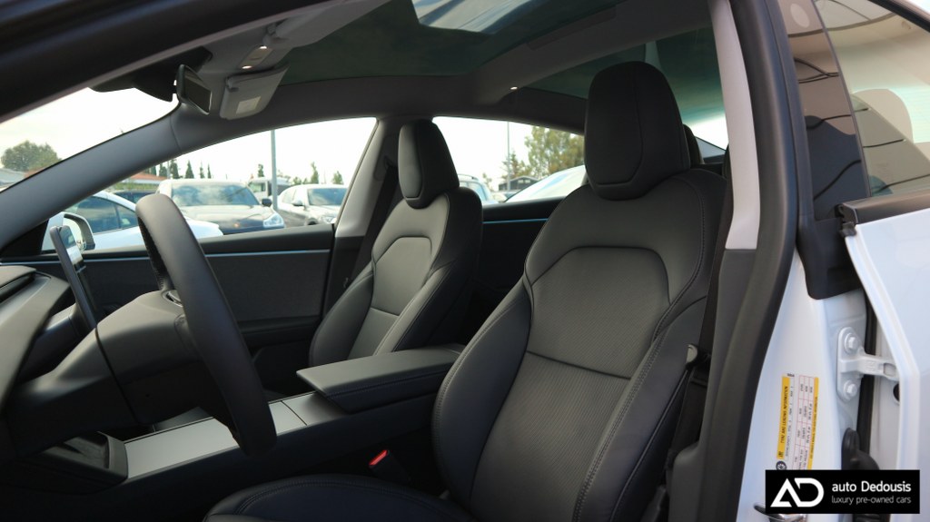 Tesla Model 3 Premium | Highland | Panorama