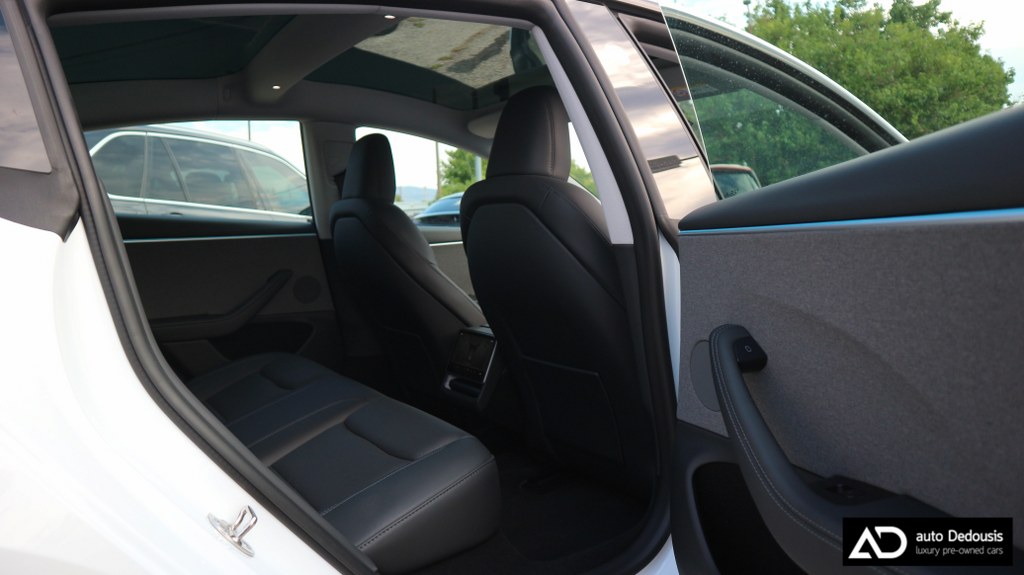 Tesla Model 3 Premium | Highland | Panorama
