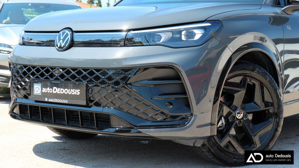 Volkswagen Tiguan R-Line | Panorama | Dsg