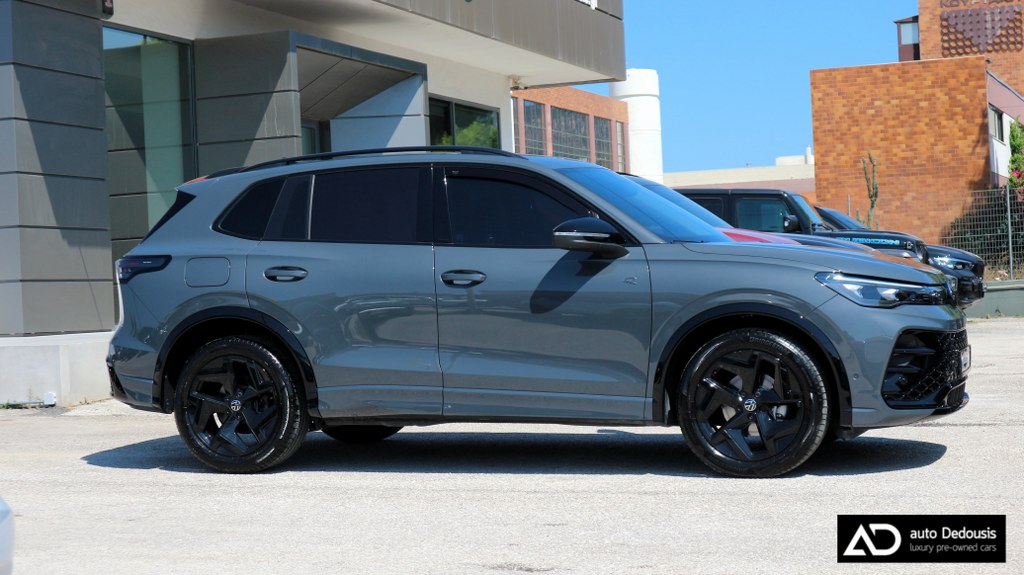 Volkswagen Tiguan R-Line | Panorama | Dsg