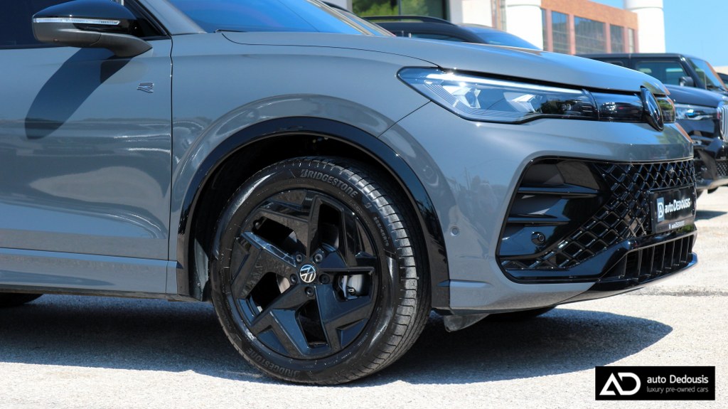 Volkswagen Tiguan R-Line | Panorama | Dsg