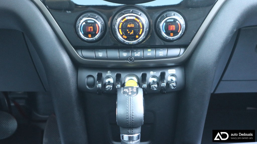 Mini Cooper SE Countryman ALL4 | Panorama | Navi | Led
