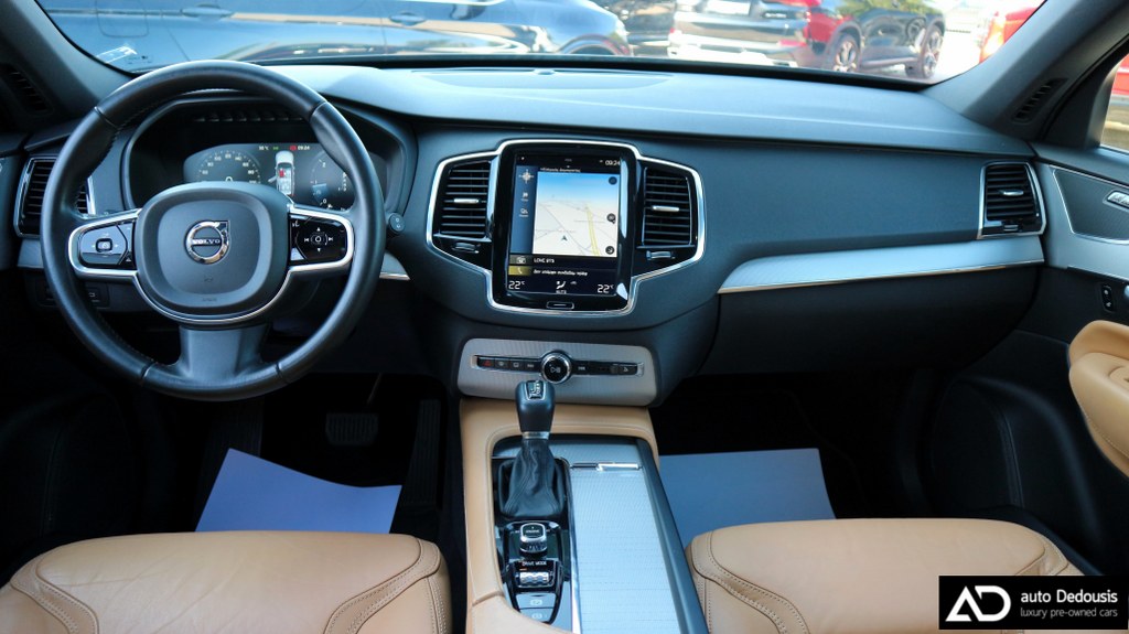 Volvo XC90 D5 | Inscription | Panorama | Airsuspension