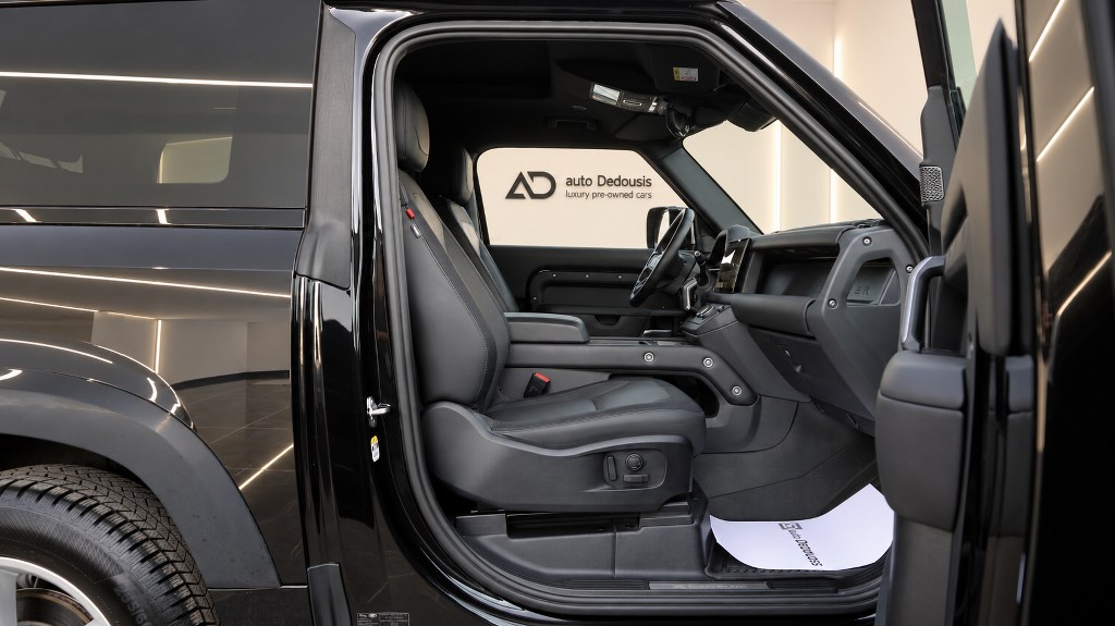 Land Rover Defender 90 | D200 | X-Dynamic Hse | Panorama