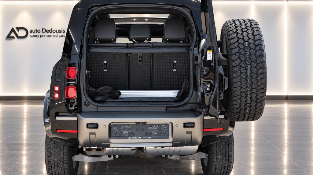 Land Rover Defender 90 | D200 | X-Dynamic Hse | Panorama
