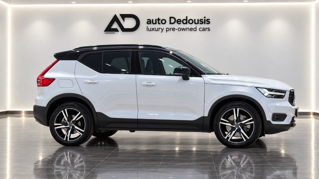 Volvo XC40 Τ4 | R-Design | Recharge