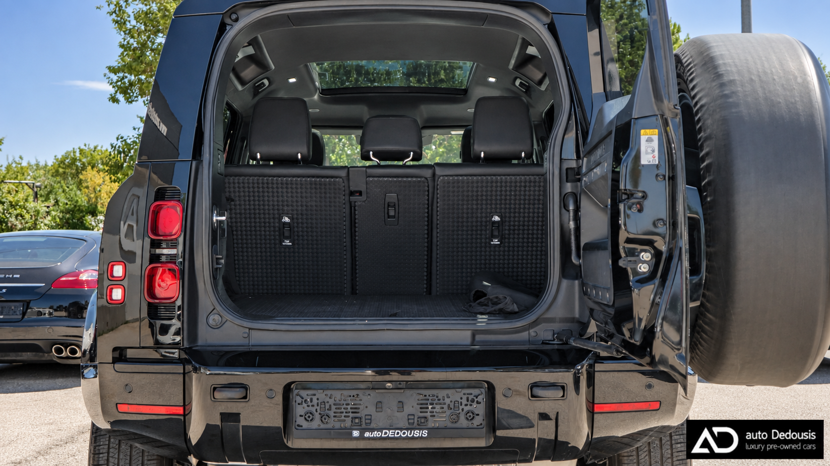Land Rover Defender D250 | X-Dynamic | Black Pack | Panorama