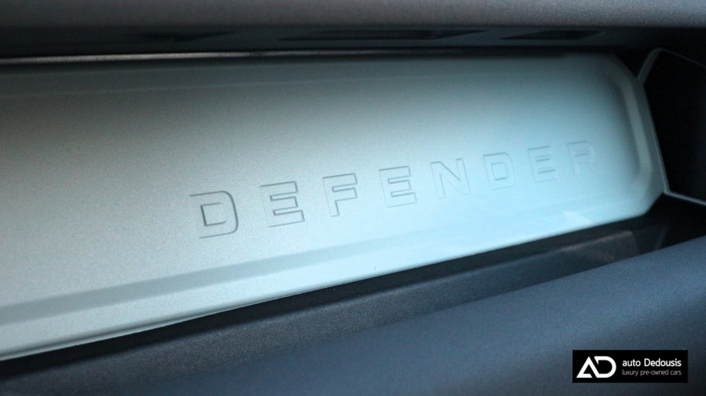 Land Rover Defender D250 | X-Dynamic | Black Pack | Panorama