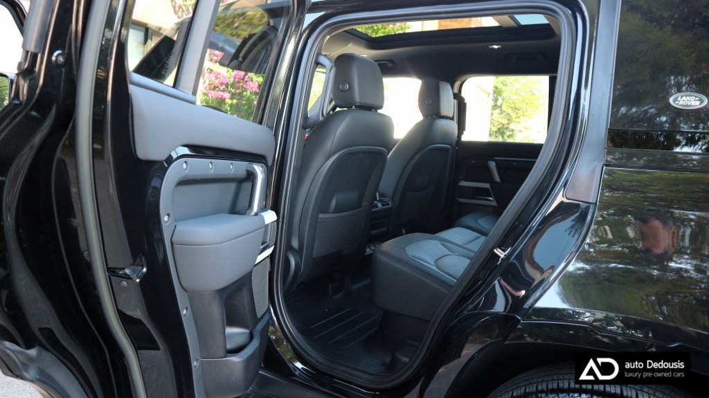 Land Rover Defender D250 | X-Dynamic | Black Pack | Panorama