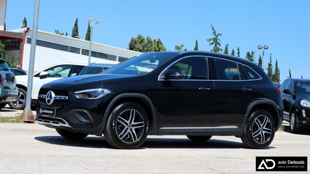 Mercedes GLA 250e Plug In Hybrid | Progressive | Panorama