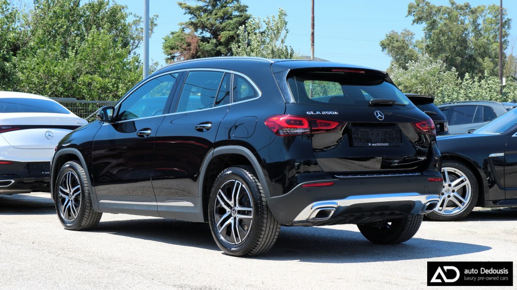 Mercedes GLA 250e Plug In Hybrid | Progressive | Panorama