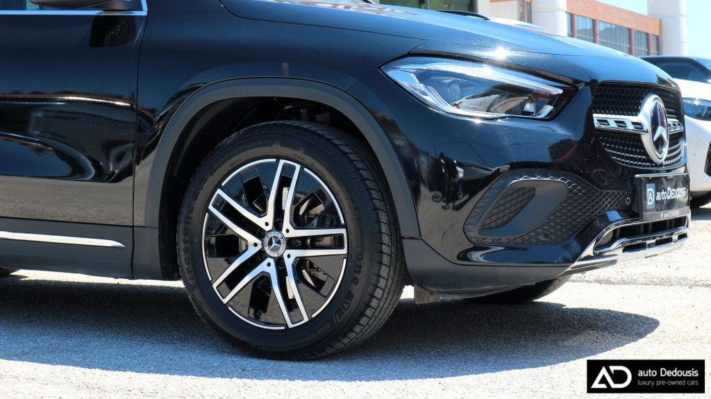 Mercedes GLA 250e Plug In Hybrid | Progressive | Panorama