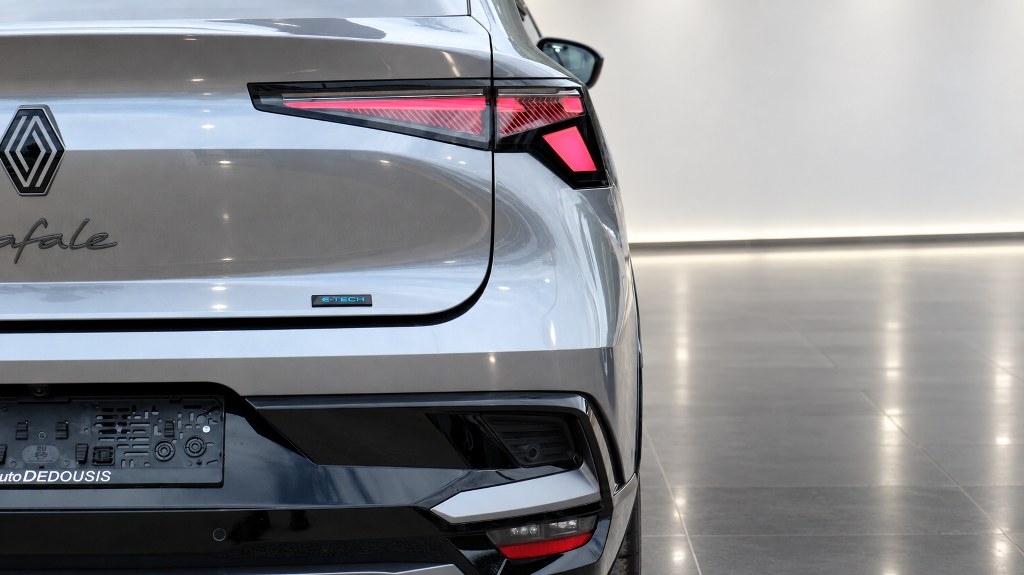 Renault Rafale Esprit Alpine | 4Control | Hyper Hybrid