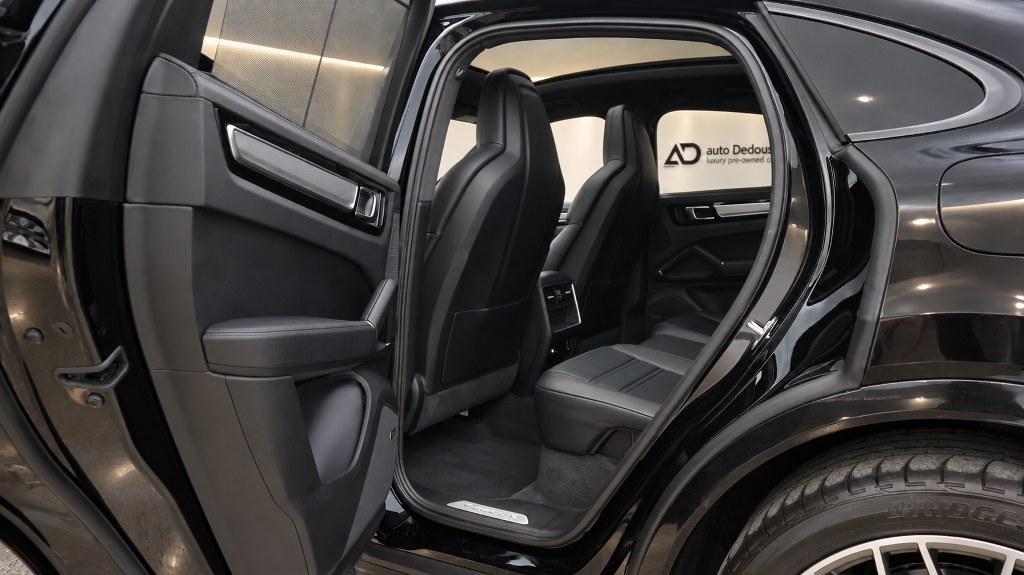 Porsche Cayenne Coupe E-Hybrid | Platinum | Panorama | Bose