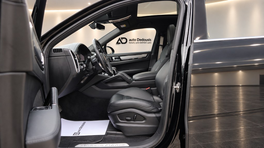 Porsche Cayenne Coupe E-Hybrid | Platinum | Panorama | Bose
